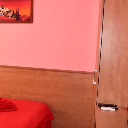 Семеен Хотел Лъки Byala Slatina Εξωτερικό φωτογραφία
